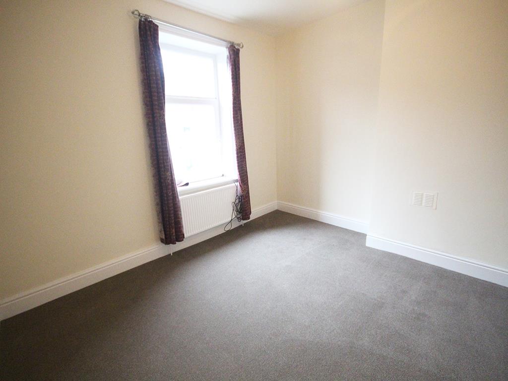 2 bedroom mid terrace house Let Agreed in Barnoldswick - IMG_2933.jpg